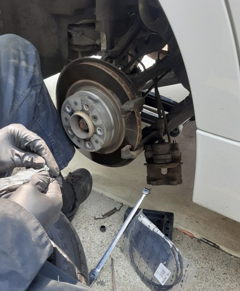 Mobile mechanic service tools for Las Vegas calls