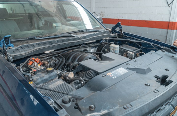 Las Vegas mobile mechanic services, truck engine work